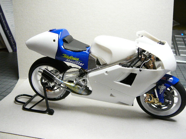 Suzuki RGV-T 2001