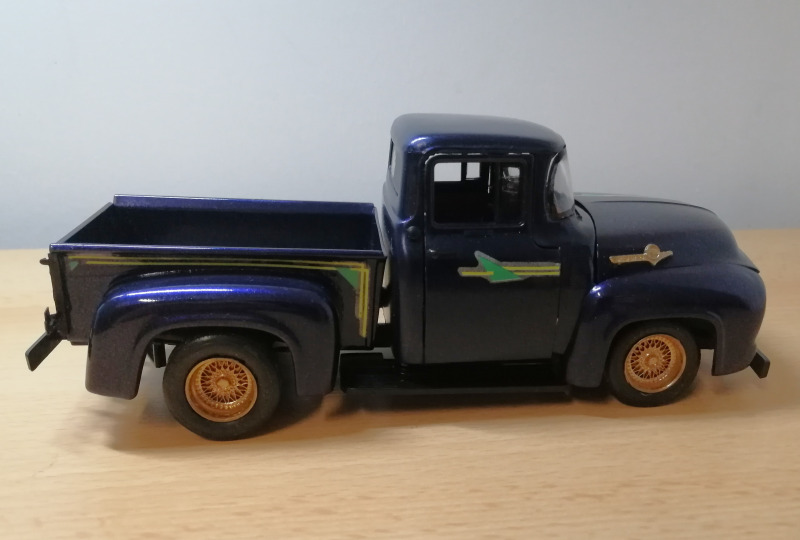Hot Rod Custom 1956 Ford Pickup