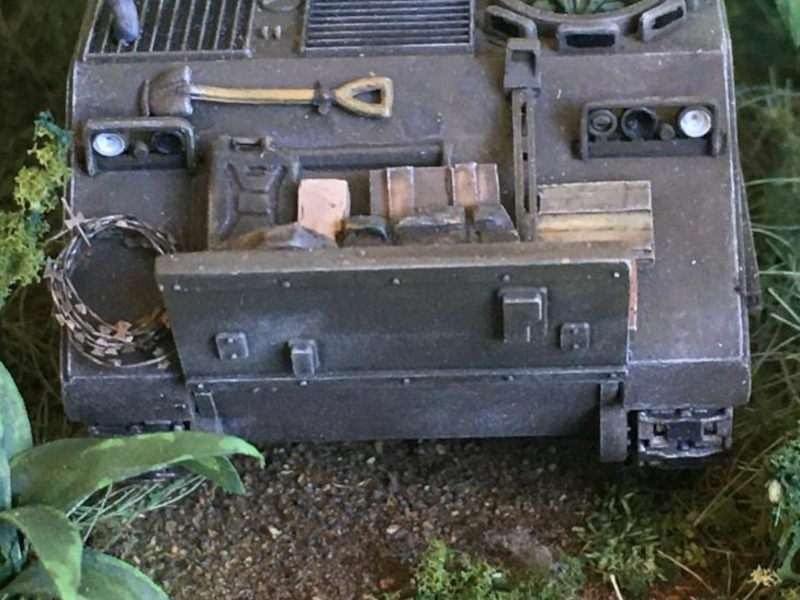 M113