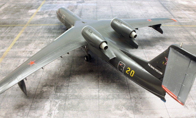 Berijew Be-200ES