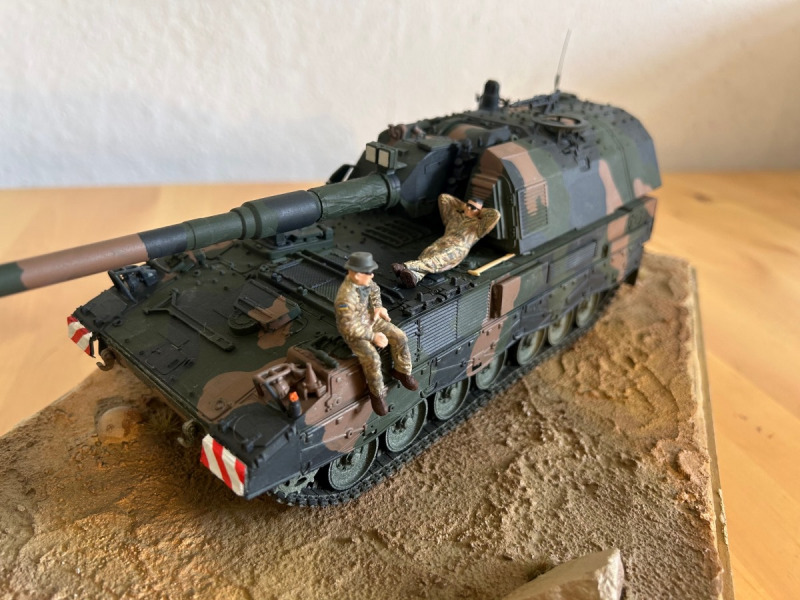 Panzerhaubitze 2000
