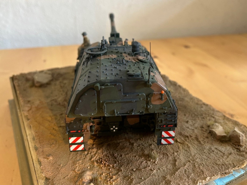 Panzerhaubitze 2000
