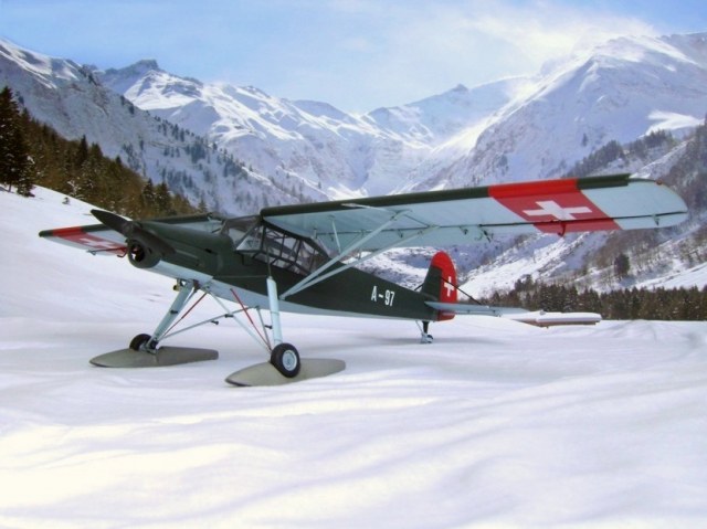 Fi-156 C3 Trop A-97 mit kombiniertem Ski /Radfahrwerk