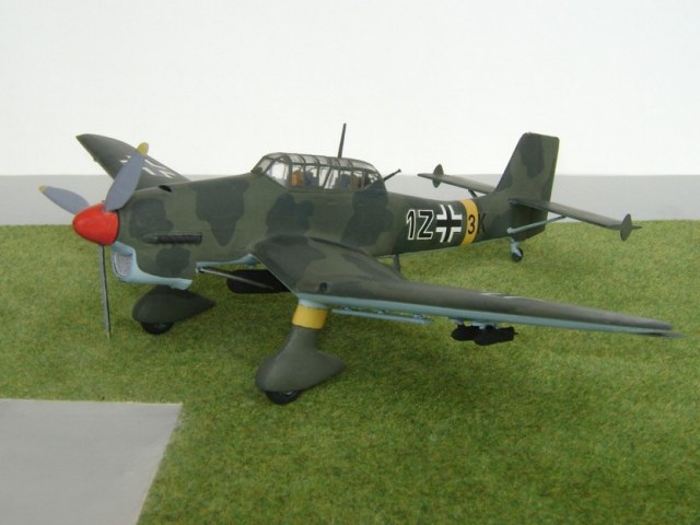 Junkers Ju 87 B