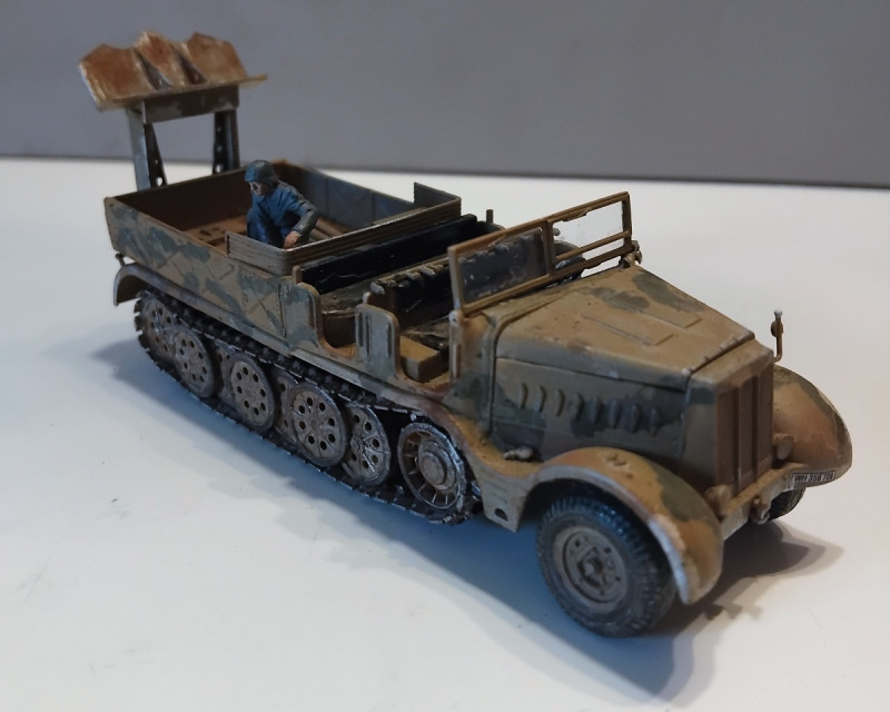 Sd.Kfz. 9 mit Erdsporn