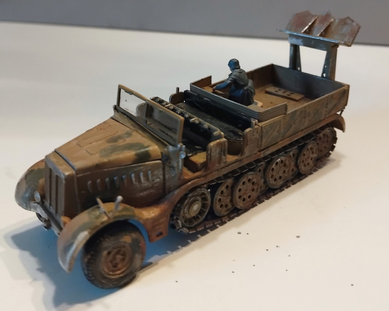Sd.Kfz. 9 mit Erdsporn