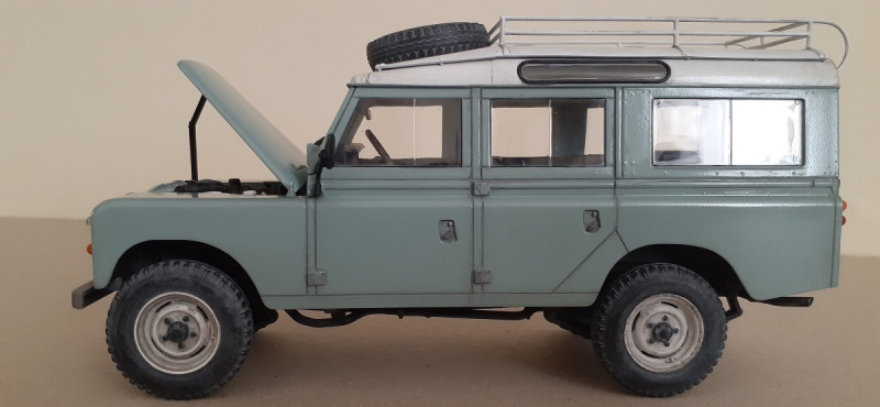 Land Rover Series III LWB Station Wagon