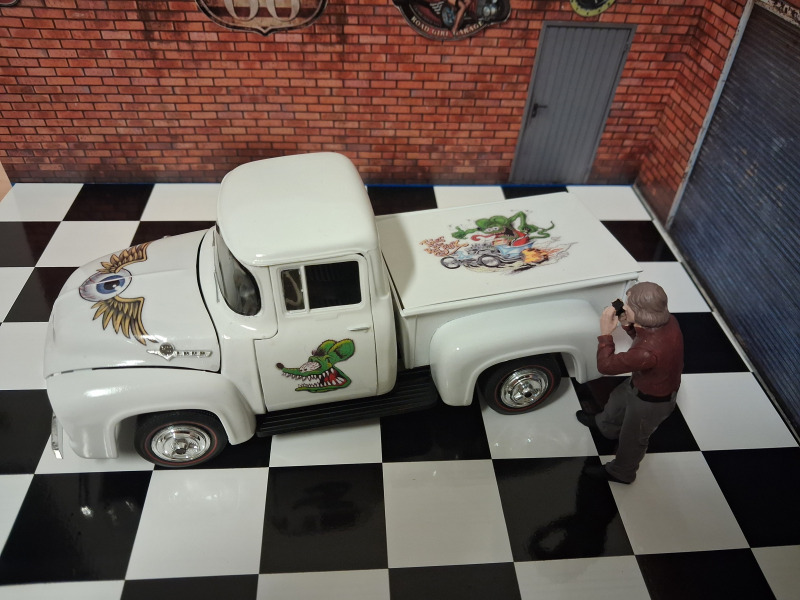 1956 Ford F-100 Pickup