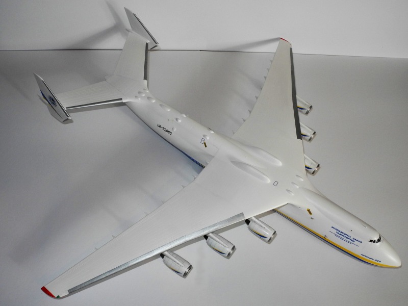 Antonow An-225