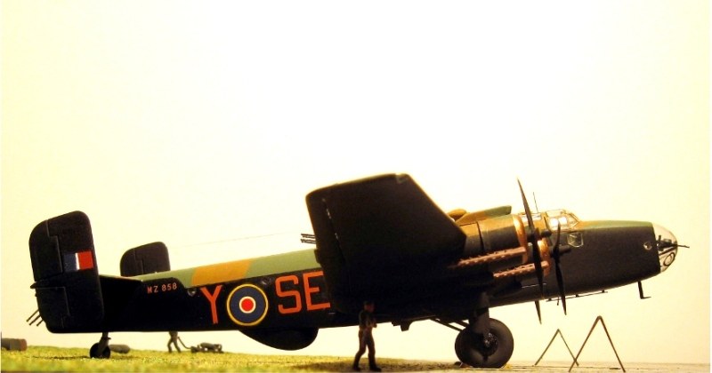 Handley Page Halifax B.III