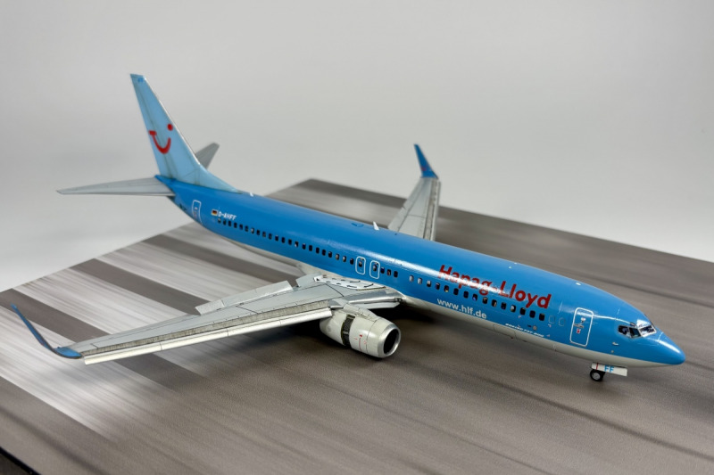 Boeing 737-8K5