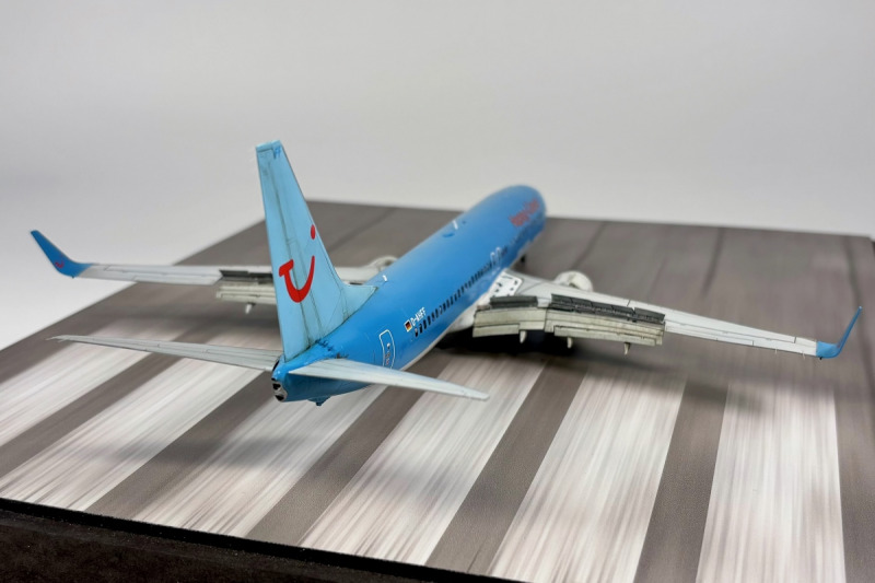 Boeing 737-8K5