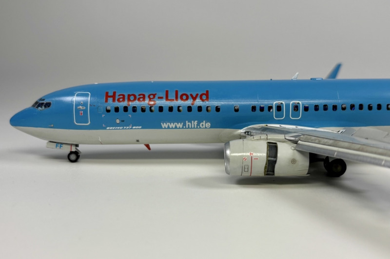 Boeing 737-8K5