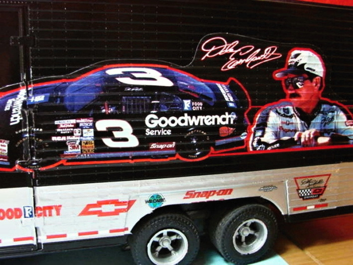NASCAR RCR Goodwrench Racing Hauler