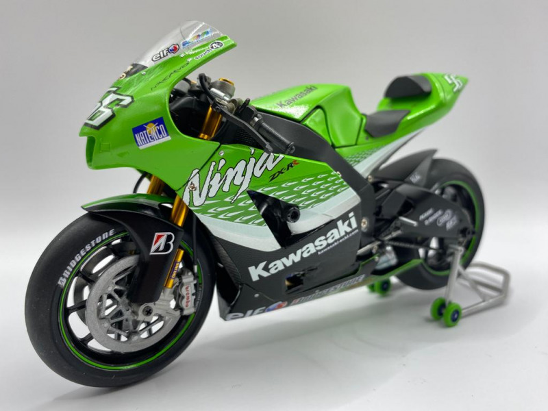 Kawasaki ZX-12RR Ninja