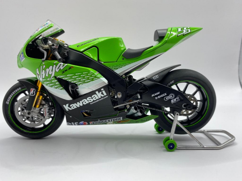 Kawasaki ZX-12RR Ninja