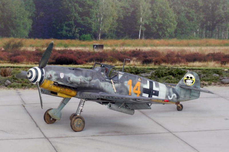 Messerschmitt Bf 109 G-6 Trop