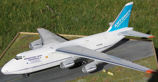 Antonow An-124