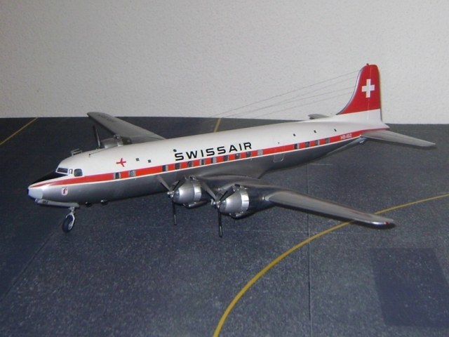 Fertiges Modell DC-6B HB-IBZ der Swissair