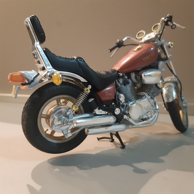 Yamaha XV1000 Virago