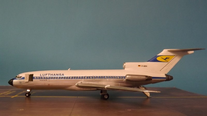 Boeing 727-530