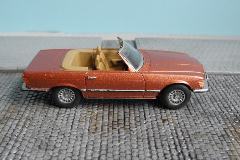 Mercedes-Benz 450SL