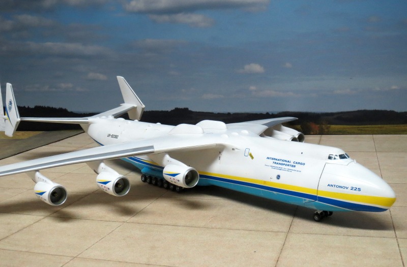 Antonov An-225