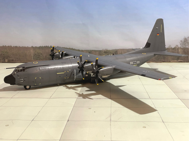 Lockheed Martin C-130J-30 Hercules