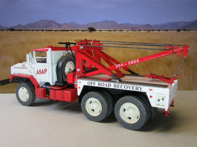 M-925 US.ARMY 5 ton Truck