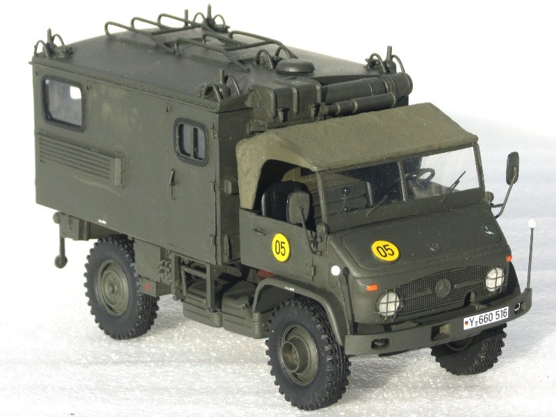 Unimog S404 Funkwagen