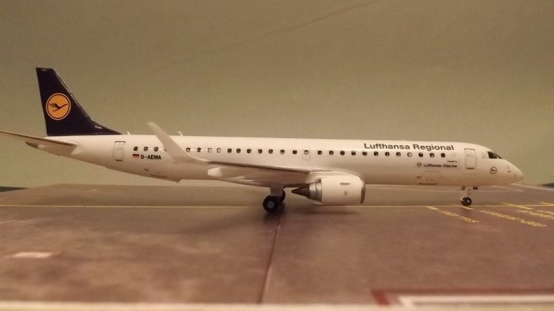Embraer 195LR