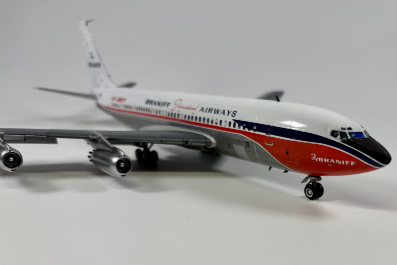 Boeing 707-227