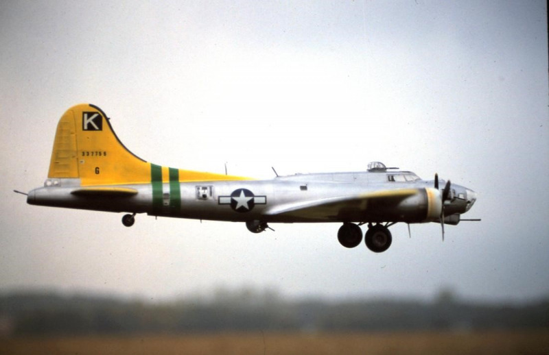 Boeing B-17G 70BO "Milk wagon"