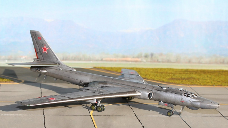 Tupolew Tu-16K-10-26 Badger C