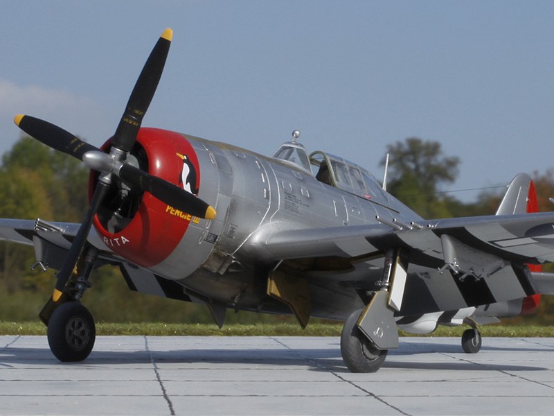Republic P-47D-22-RE Thunderbolt Razorback