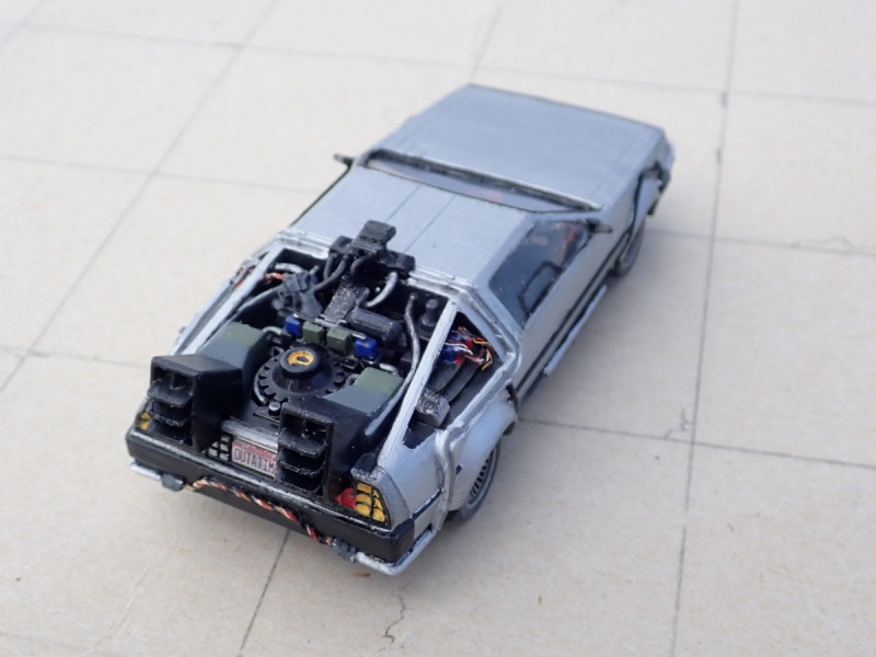 DeLorean DMC-12