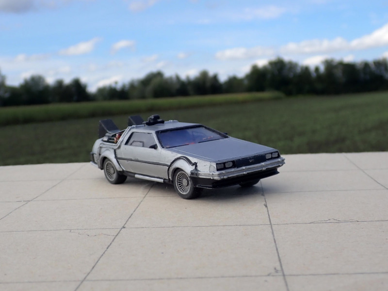 DeLorean DMC-12