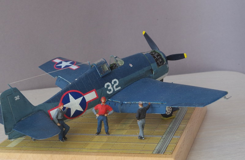 Grumman F6F-3 Hellcat