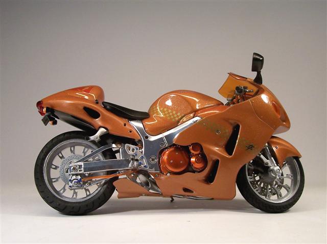 Suzuki GSX 1300 R Hayabusa Street Custom