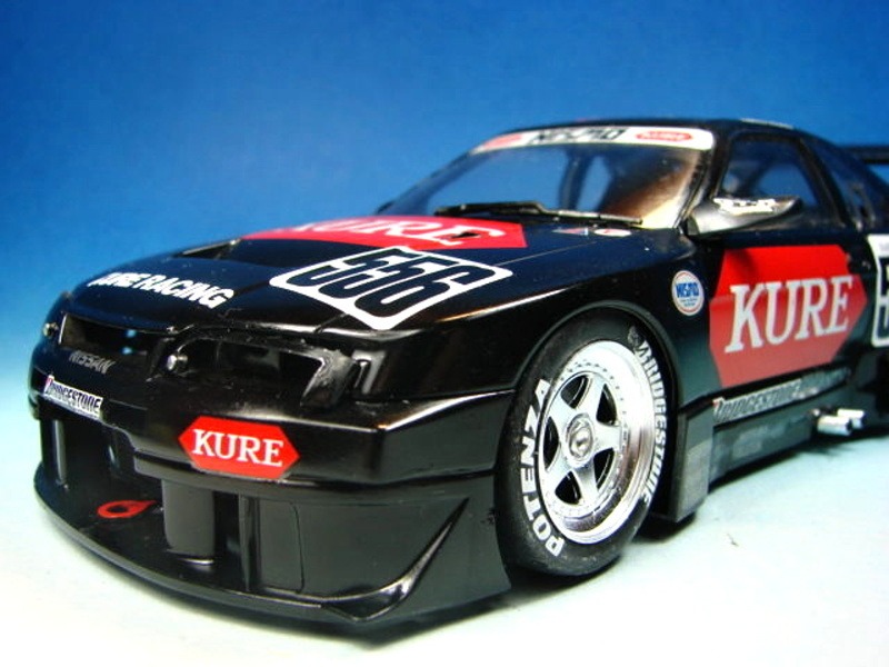Nissan GT-R (R33)
