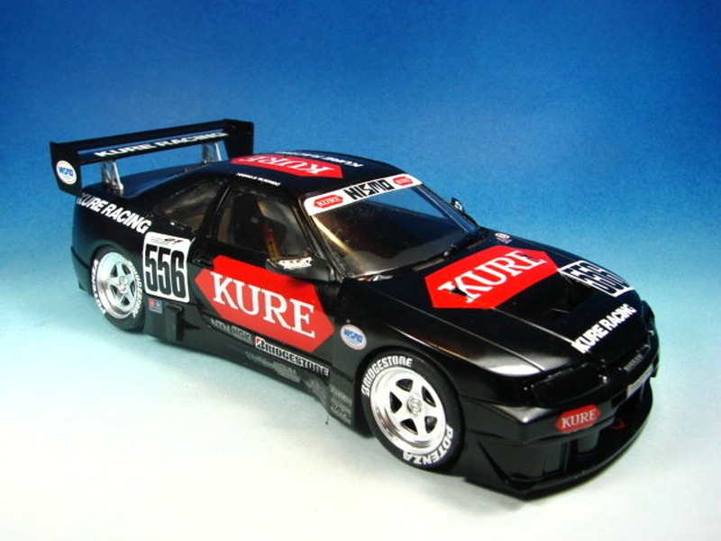 Nissan GT-R (R33)