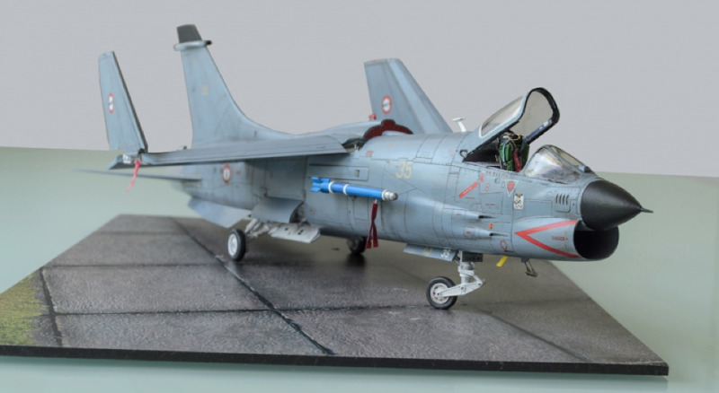 Vought F-8P Crusader