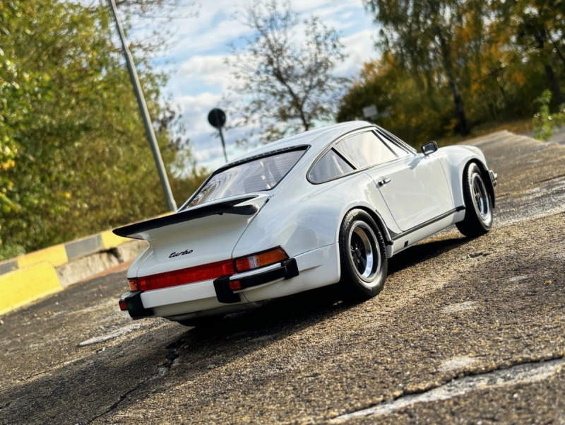 Porsche 930 Turbo