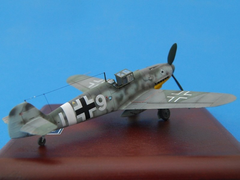 Messerschmitt Bf 109 G-6/R6 Trop