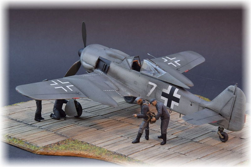 Focke-Wulf Fw 190 A-7 mit "Doppelreiter"