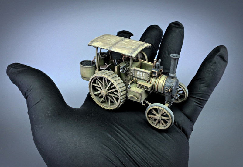 McLaren „Gigantic“ und BL 8-inch Howitzer