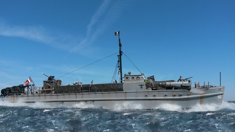 Die übrige Flak des Revell-Schnellboot-Kits fügt sich nahtlos auf der Waffenplattform ein.