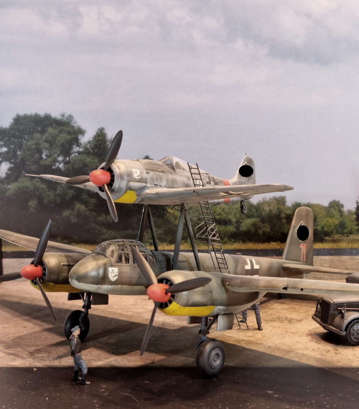 Fw 190 A-8 & Ju 88 G-1 "Mistel S2"