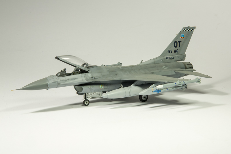 Lockheed Martin F-16CJ Fighting Falcon