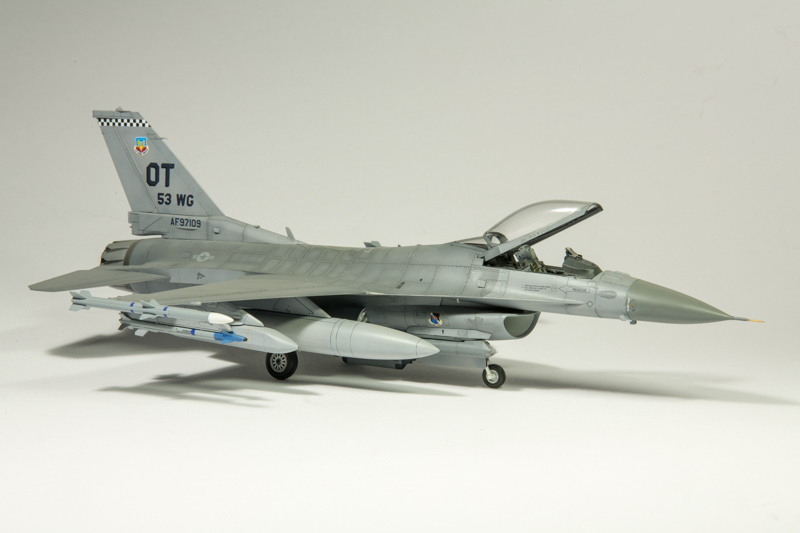 Lockheed Martin F-16CJ Fighting Falcon